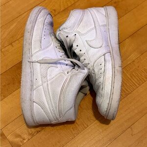 Nike Womens Court Vision Mids